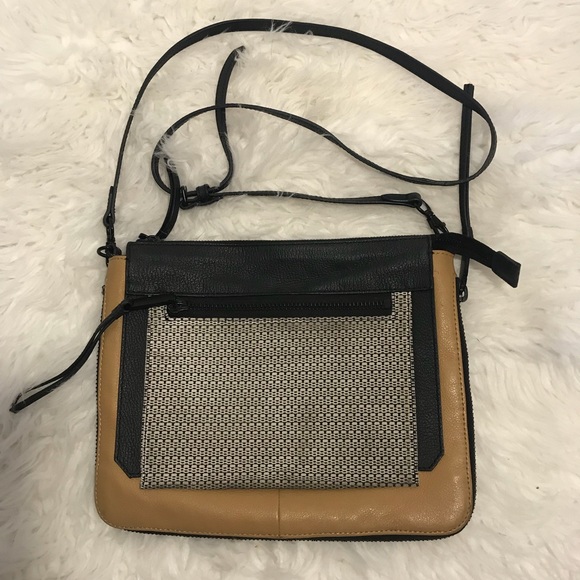 Vince Camuto Handbags - Vince Camuto Leather Crossbody/Clutch Bag